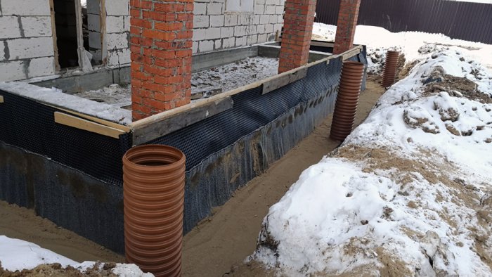 Установка смотрового колодца диаметр 315 мм (до 1,2 метров), промежуточного коллектора в поселке Воровском