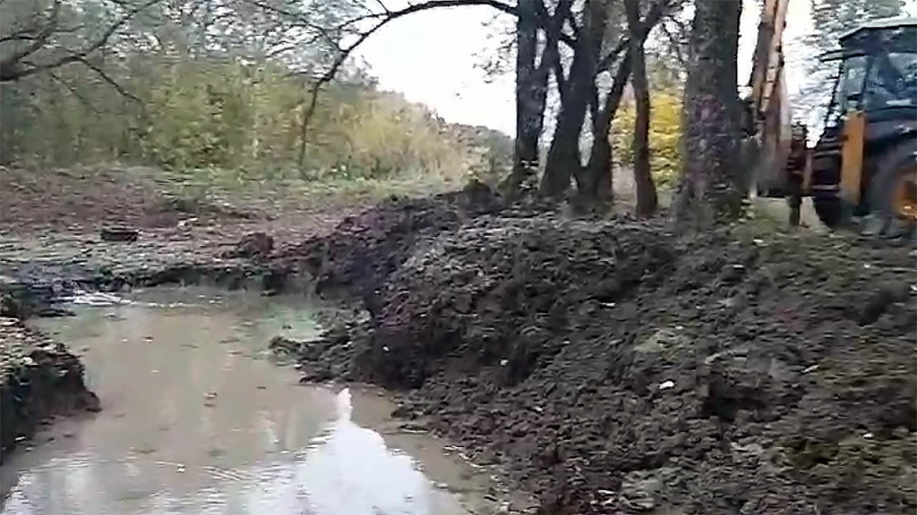 Очистка пожарного водоема, чистка пруда в Барыбино Очистка пожарного водоема, чистка пруда в Барыбино